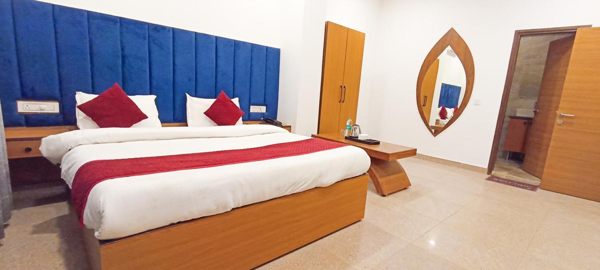 Hotel Lake View Chandīgarh מראה חיצוני תמונה